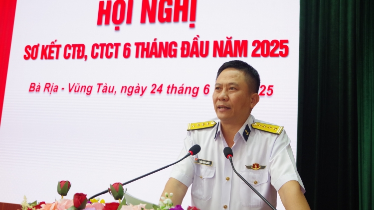 Công tác Đảng, công tác Chính trị: Nền tảng vững chắc cho sức mạnh chiến đấu của Vùng 2 Hải quân