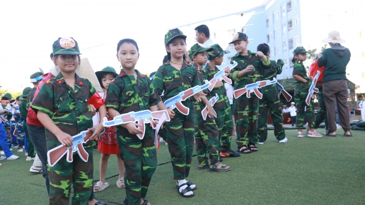 Ngày hội “ Mầm xanh Vùng 4” tại Căn cứ Quân sự Cam Ranh