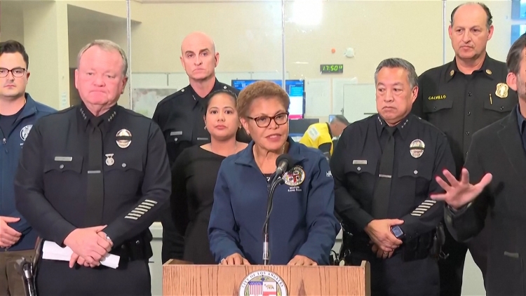 Mỹ: Los Angeles ban bố lệnh giới nghiêm