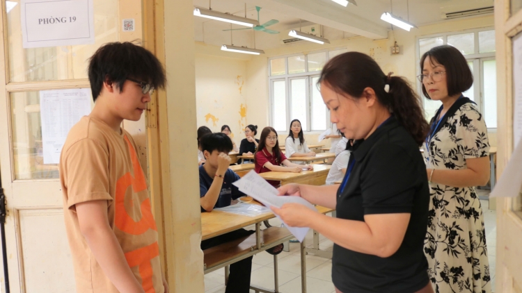 Hôm nay gần 103.000 thí sinh Hà Nội chính thức tham dự kỳ thi vào lớp 10