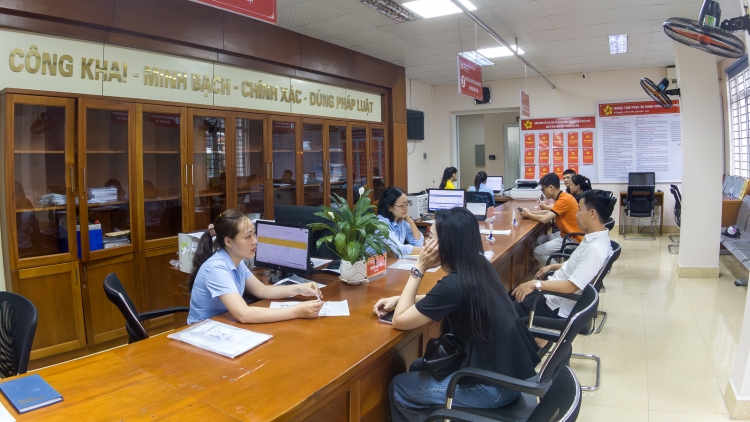 Ngày đầu tiên vận hành chính quyền 2 cấp ở phường Hạ Long