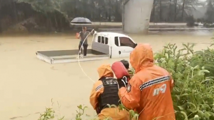 Mưa lũ nghiêm trọng tại Hàn Quốc , 19 người chết và mất tích