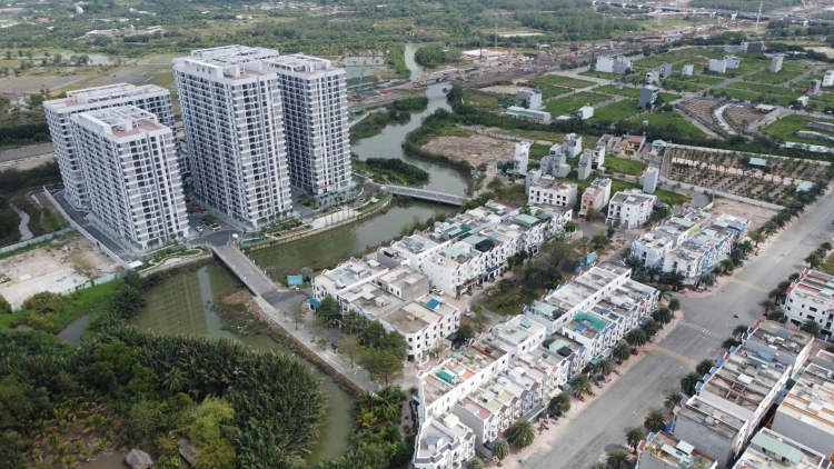 Nguồn cung nhà ở TP.HCM hạn chế, kỳ vọng vùng ven tăng trưởng sau sáp nhập