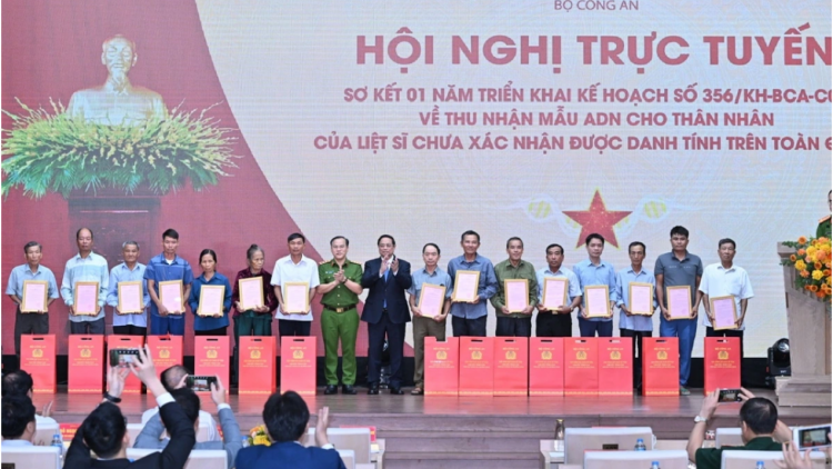 Thời sự 18h 25/7/2025: Thủ tướng trao thông báo kết quả giám định ADN hài cốt liệt sĩ 