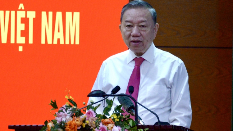 Thời sự 18h 23/7/2025: TBT Tô Lâm -Toàn quân tiếp tục đi đầu bảo vệ nền tảng tư tưởng của Đảng
