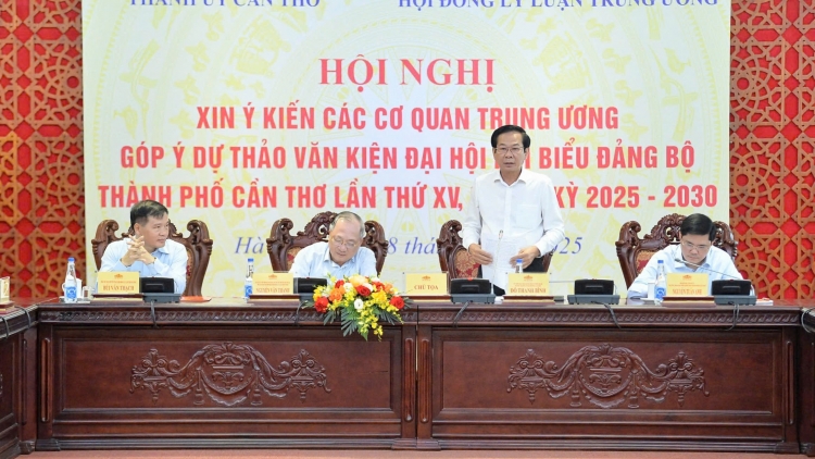 Tập trung bồi dưỡng, có giải pháp đột phá trong công tác cán bộ để phát triển thành phố Cần Thơ