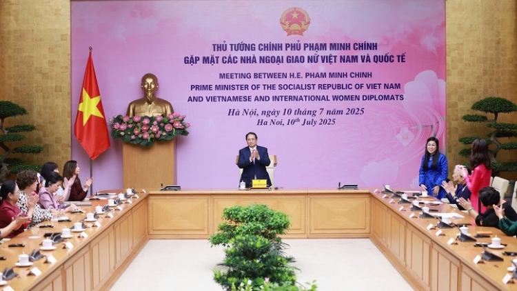 Thời sự 21h30 10/7/2025: Thủ tướng Phạm Minh Chính gặp mặt các nhà ngoại giao nữ Việt Nam và quốc tế