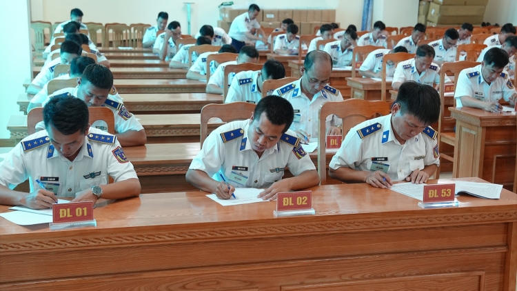 BTL Cảnh sát biển khai mạc Hội thi cán bộ huấn luyện điều lệnh, thể dục thể thao giỏi 