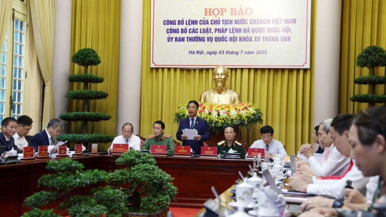 Thời sự 12h 3/7/2025: 15 luật, 1 pháp lệnh chính thức có hiệu lực từ ngày 1/7/2025