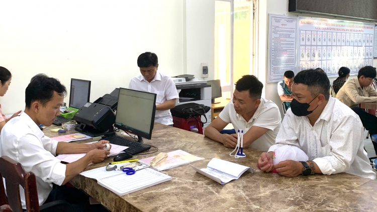 Thành phố Huế: Tỷ lệ nộp hồ sơ thủ tục hành chính trực tuyến đạt hơn 75%