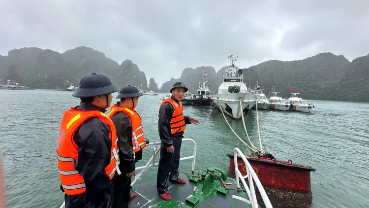 Hải đoàn 11 - Vùng Cảnh sát biển 1 sẵn sàng các phương án hỗ trợ ngư dân sau bão