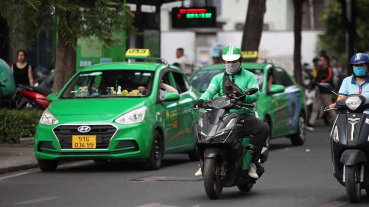 TPHCM xanh hóa giao thông đô thị từ xe ôm công nghệ (22/07/2025)