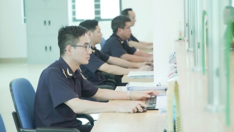 Thời sự 6h 2/7/2025: Hơn 50.000 tờ khai hải quan trong ngày đầu triển khai mô hình chính quyền 2 cấp