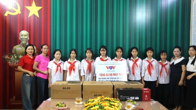 Đài Tiếng nói Việt Nam đồng hành cùng học sinh dân tộc vùng biên giới