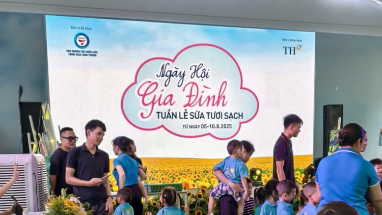 Mùa hè ý nghĩa - đồng hành cùng con trong Ngày hội Gia đình- Tuần lễ sữa tươi sạch