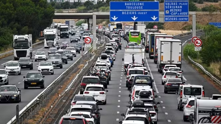 Giao thông tại Pháp: hơn 500 km ùn tắc được ghi nhận vào ngày đầu của kỳ nghỉ hè 