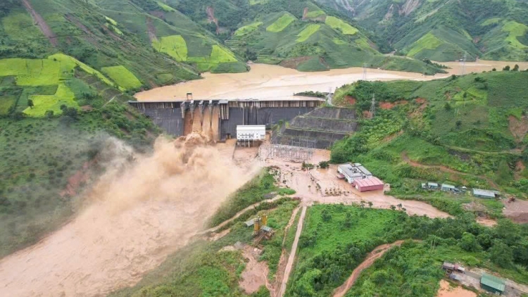 Lũ quét tại Điện Biên: 2 người chết, 8 người mất tích, hàng chục bản bị cô lập