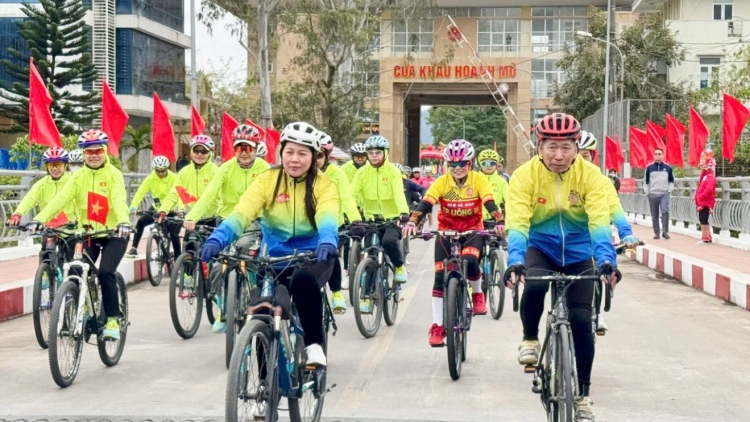 “Đạp xe qua biên giới, hữu nghị đồng hành” năm 2025 chào mừng Năm giao lưu nhân văn Việt - Trung