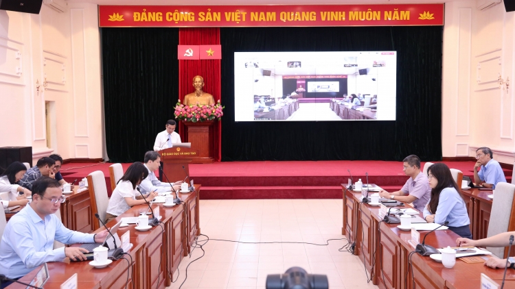 Triển khai Phong trào thi đua “Cả nước thi đua đổi mới sáng tạo và chuyển đổi số” ngành Giáo dục