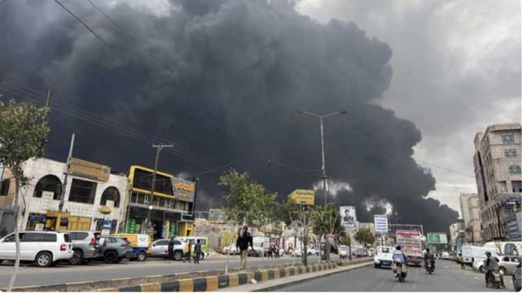 Israel tấn công nhà máy điện ở phía nam thủ đô Yemen