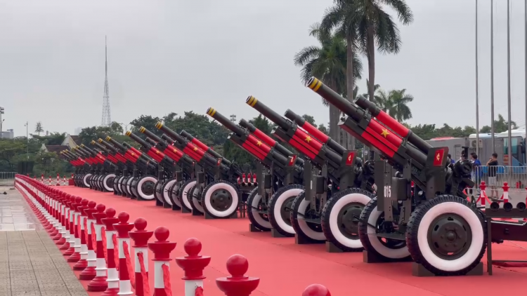 Dàn pháo lễ sẵn sàng cho đại lễ 80 năm Quốc khánh 2/9 