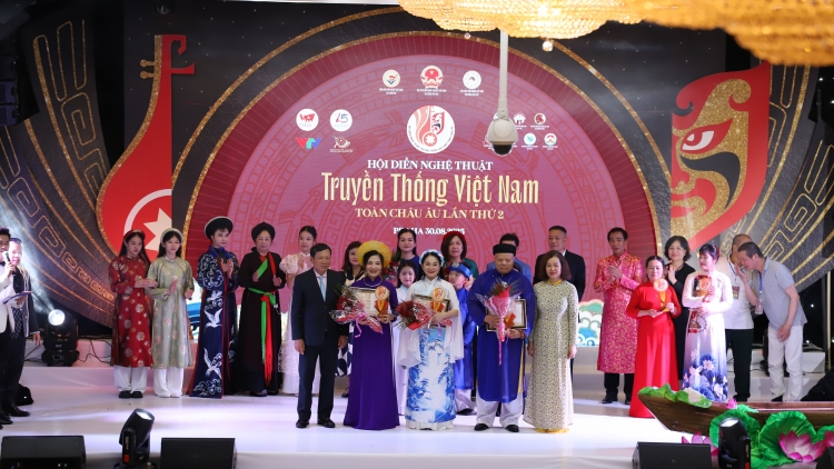 Lan tỏa văn hóa Việt qua Chương trình nghệ thuật truyền thống toàn châu Âu lần 2
