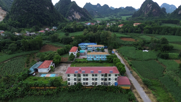 Xây dựng trường nội trú ở xã biên giới: Khi ý Đảng hợp lòng dân