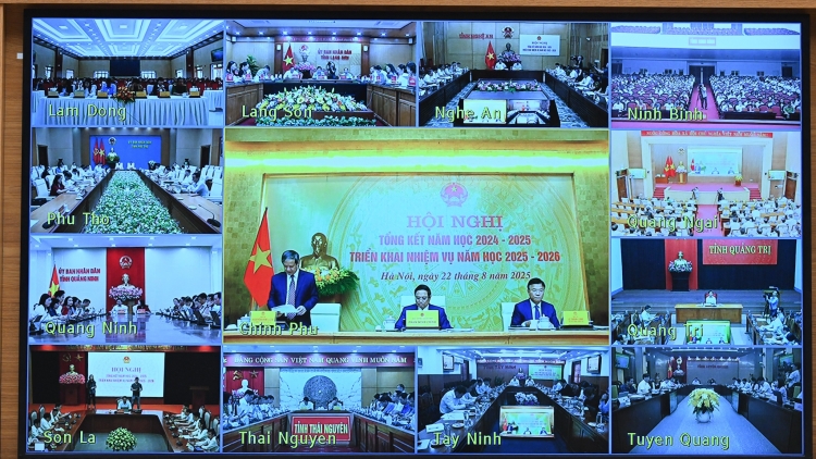 Thời sự 18h 22/8/2025:Thủ tướng yêu cầu cần thống nhất một chương trình giáo dục phổ thông