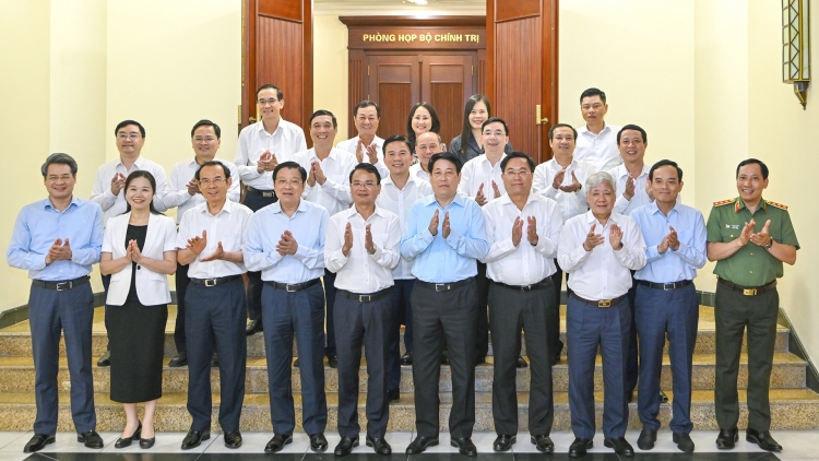 Bộ Chính trị cho ý kiến vào Dự thảo văn kiện và phương án nhân sự Đại hội Đảng bộ tỉnh Phú Thọ 
