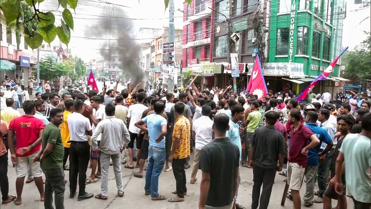 Thủ tướng Nepal Sharma Oli từ chức giữa làn sóng biểu tình lan rộng 