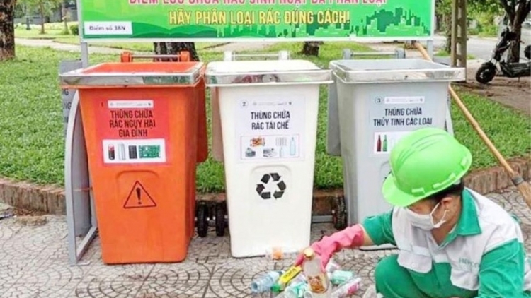 Xây dựng thói quen phân loại rác thải sinh hoạt tại nguồn