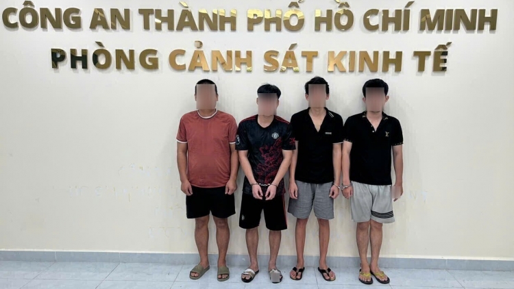 Triệt phá đường dây sản xuất, buôn bán hàng giả tại TP.HCM