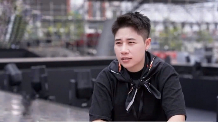 Đinh Hà Uyên Thư: Từ đạo diễn MV triệu views đến hành trình cùng anh trai vượt ngàn chông gai