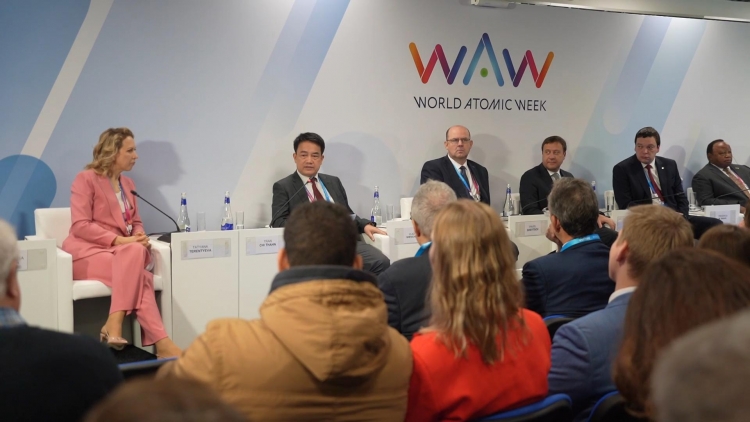 Diễn đàn Nguyên tử Toàn cầu 2025: Việt Nam hội nhập vào tương lai xanh