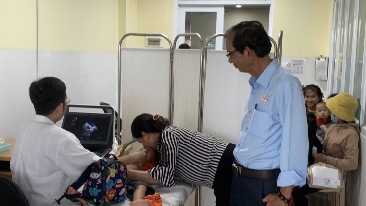 Gia Lai: 16 trẻ em được hỗ trợ mổ tim miễn phí