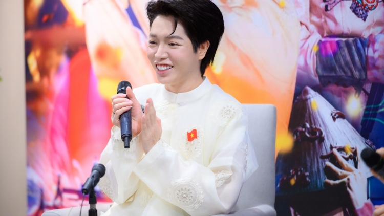 Ca sỹ Đức Phúc và hành trình đăng quang cuộc thi Intervision 2025 tại liên bang Nga