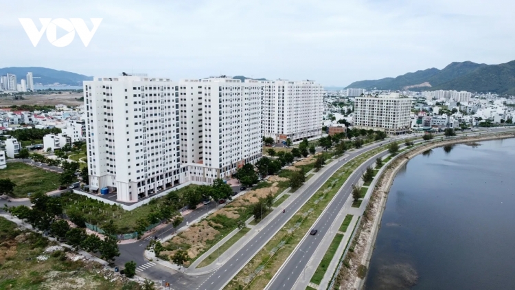 Hội thảo “nhận diện điểm nghẽn và đề xuất giải pháp khắc phục liên quan đến lĩnh vực đất đai"