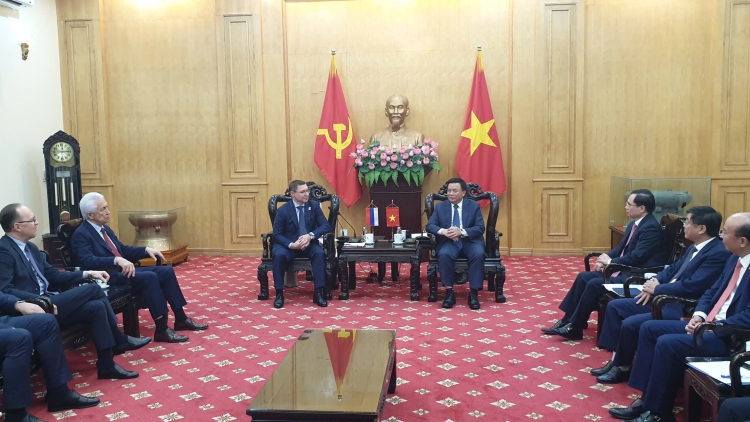 Ông Nguyễn Xuân Thắng tiếp và làm việc với Đoàn đại biểu cấp cao Đảng Nước Nga Thống nhất 