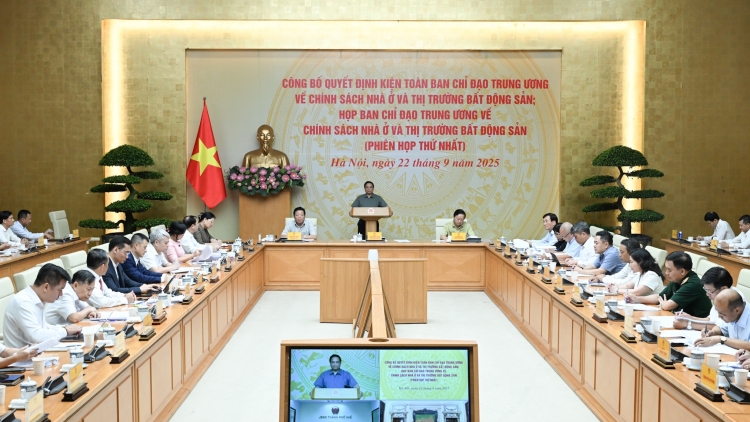 Thời sự 21h30 22/9/2025: Thủ tướng yêu cầu khẩn trương hoàn thành xây dựng Quỹ nhà ở quốc gia 