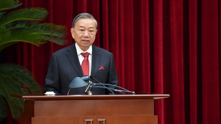 Khai mạc Hội nghị lần thứ mười ba Ban Chấp hành Trung ương Đảng khóa XIII