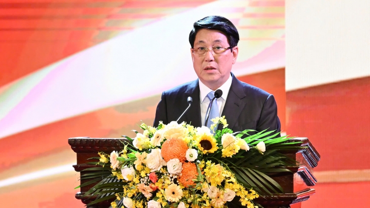 Thời sự 6h 10/10/2025: Chủ tịch nước dự lễ kỷ niệm 80 năm Ngày truyền thống Luật sư Việt Nam