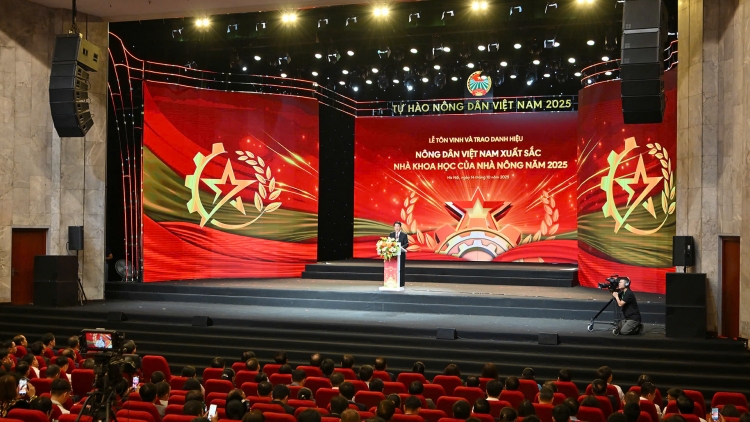 Thời sự 21h30 14/10/2025: Lễ tôn vinh Nông dân Việt Nam xuất sắc, Nhà khoa học của Nhà nông 2025