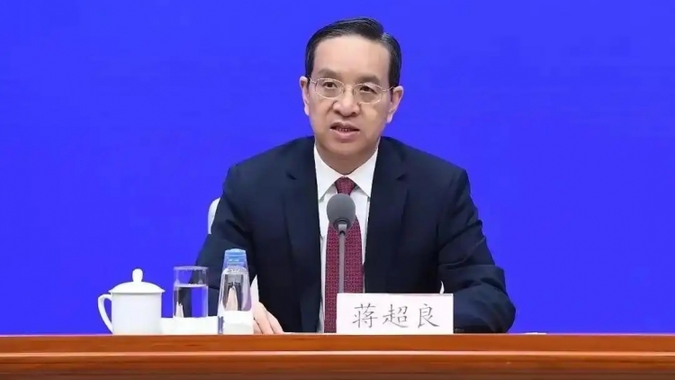 Trung Quốc xử lý hàng loạt quan chức tham nhũng sau Hội nghị Trung ương 4 khóa XX