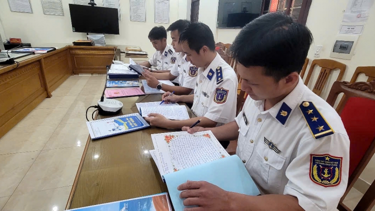 Lan tỏa tình yêu biển đảo từ những tác phẩm văn học, nghệ thuật của học sinh Trung học cơ sở