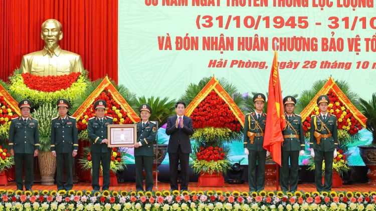 Chủ tịch nước Lương Cường dự Lễ kỷ niệm 80 năm Ngày truyền thống Lực lượng vũ trang Quân khu 3