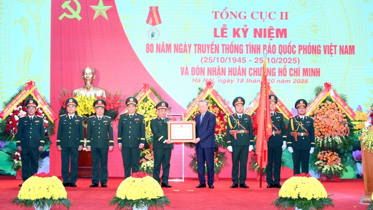 Thời sự 12h 18/10/2025: Tổng Bí thư dự Lễ kỷ niệm 80 năm ngày truyền thống Tình báo Quốc phòng