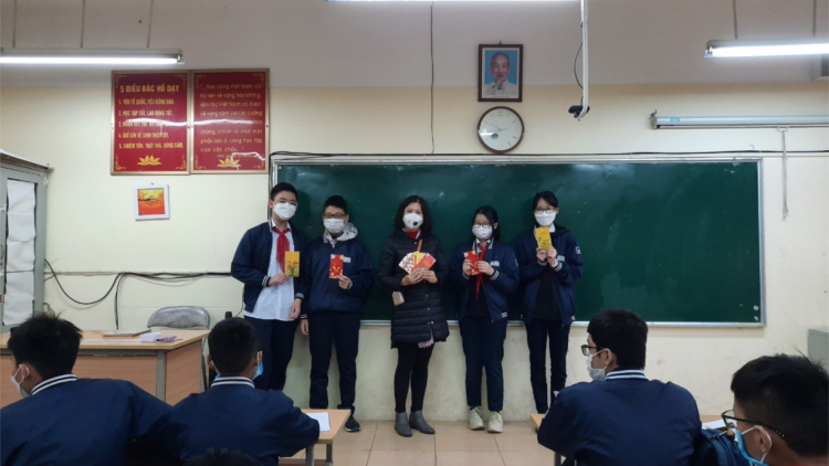 Hà Nội: Sẽ có lộ trình đưa toàn bộ học sinh đến trường học trực tiếp