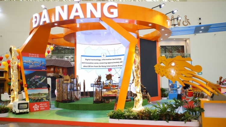 Lan tỏa tinh hoa văn hóa Việt tại Hội chợ Mùa Thu lần thứ nhất 2025