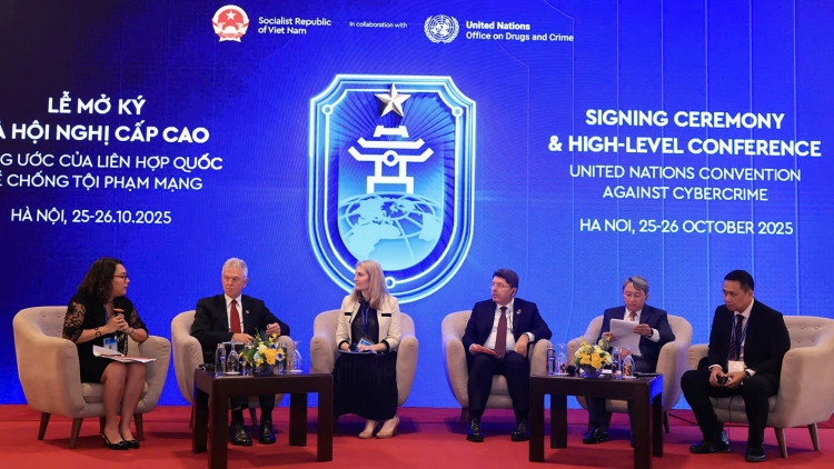 Giá trị cốt lõi của chuyển đổi số phải được xây dựng trên nền tảng bảo đảm quyền con người