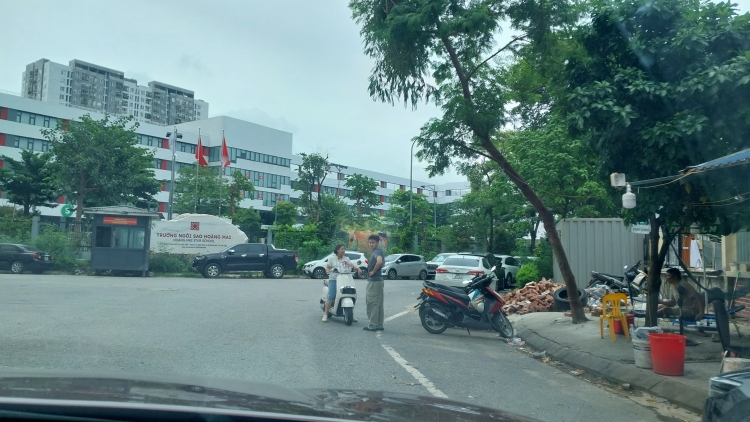 Alo VOV1: Vẫn còn tình trạng trông giữ xe trái phép ở Khu đô thị mới Kim Văn- Kim Lũ 